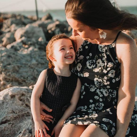 Meet your Posher, Alison - Picture 1 of 1